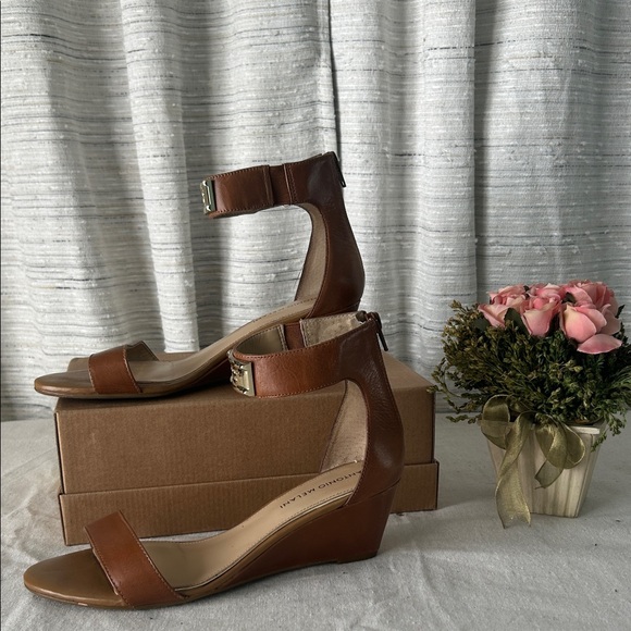 Gianni Bini Shoes - Gianni Bini Tan Leather Wedge Sandals